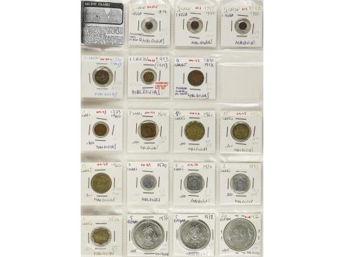 LOTES Y COLECCIONES EXTRANJERO. Lote 471 monedas. Siglo XIX-