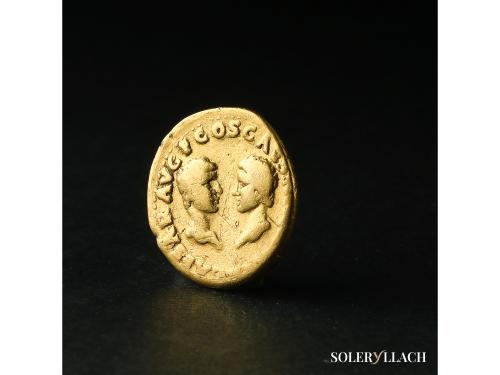 IMPERIO ROMANO. Áureo. 69-70 d.C. VESPASIANO, TITO y DOMICIA