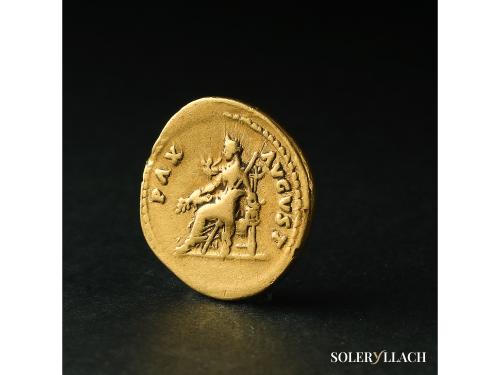 IMPERIO ROMANO. Áureo. 75-79 d.C. TITO. ROMA. Anv.: T. CAESA