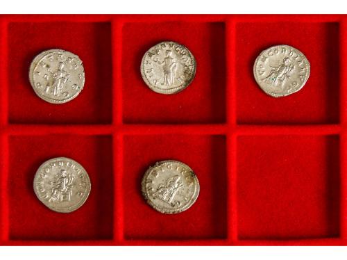 IMPERIO ROMANO. Lote 5 monedas Antoniniano. 246-249 d.C. OTA