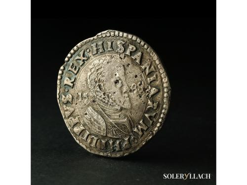 FELIPE II. Ducatón. 1588. MILÁN. 31,74 grs. (Rayitas y hojit