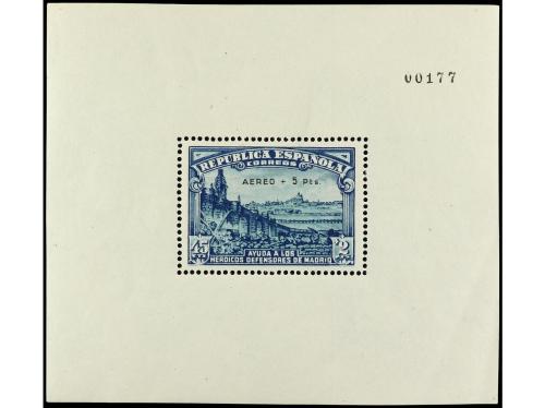 * ESPAÑA. Ed. 760. HB. Aéreo + 5 pts. Leve pliegue en un mar