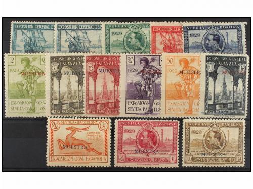 LOTES y COLECCIONES. ESPAÑA. Conjunto de 12 lotes procedente