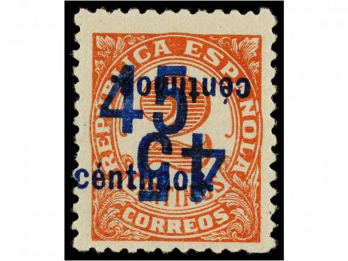 * ESPAÑA. Ed. 743. 45 cts. s. 2 cts. castaño rojo. Tres sell