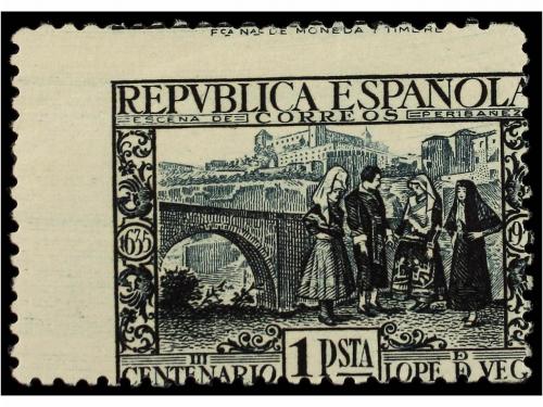 * ESPAÑA. Ed. 693. 1 pta. gris. Dos sellos DENTADOS DESPLAZA