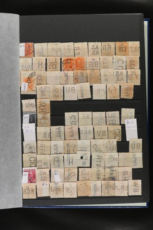 ° ✉ ESPAÑA. PERFORADOS (PERFINS). Colección de 1880 a 1980. 