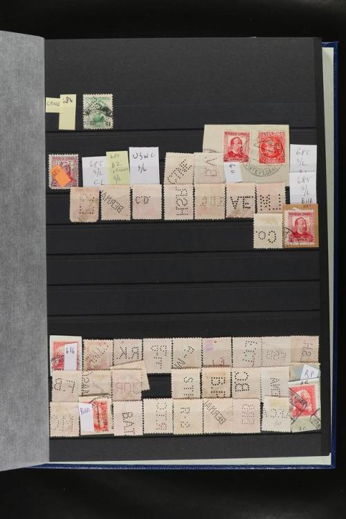 ° ✉ ESPAÑA. PERFORADOS (PERFINS). Colección de 1880 a 1980. 