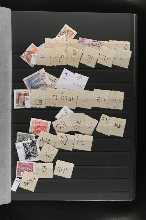 ° ✉ ESPAÑA. PERFORADOS (PERFINS). Colección de 1880 a 1980. 