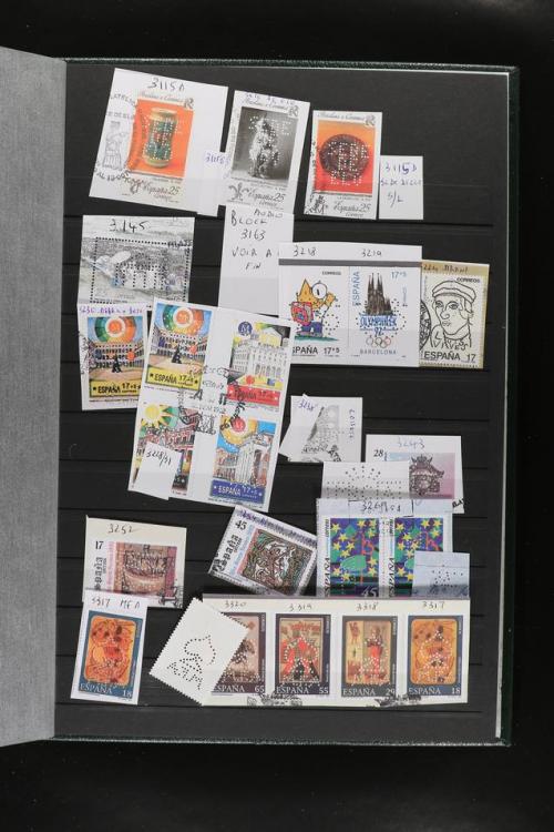 ° ✉ ESPAÑA. PERFORADOS (PERFINS). Colección de 1880 a 1980. 