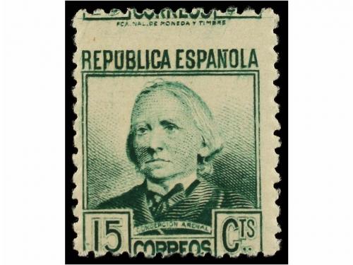 * ESPAÑA. Ed. 683. 15 cts. azul gris. Cinco sellos DENTADOS 