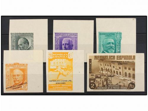 ** ESPAÑA. Ed. 695/710Mcc. CAMBIOS DE COLOR. Juego completo 