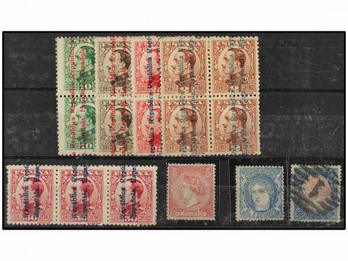 LOTES y COLECCIONES. ESPAÑA. Conjunto de fichas con sellos c