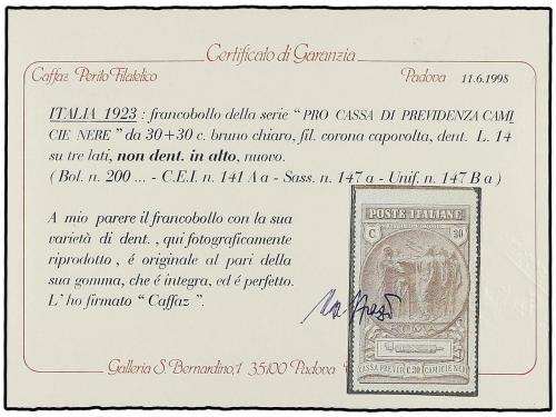 ** ITALIA. 1923. 30 cent. castaño claro SIN DENTAR MARGEN SU