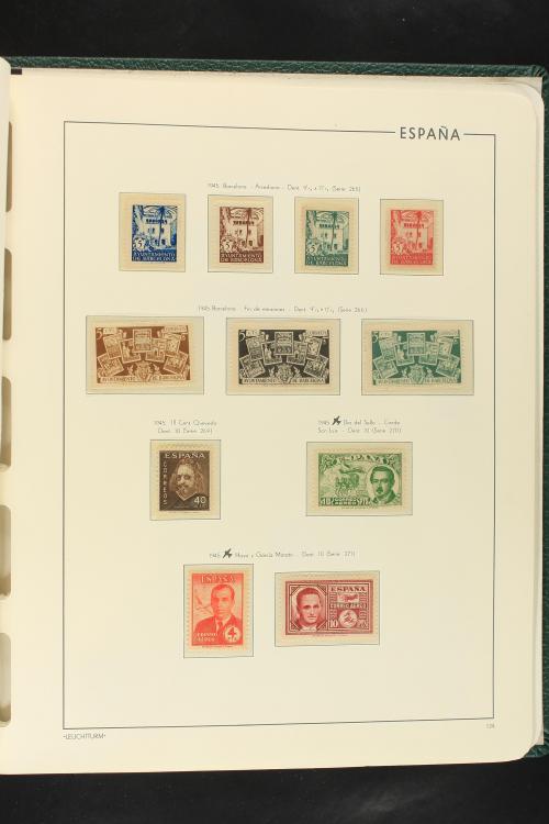 LOTES y COLECCIONES. ESPAÑA. Colección de 1900 a 1949 en dos