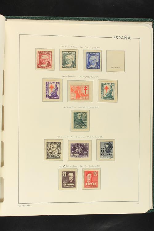 LOTES y COLECCIONES. ESPAÑA. Colección de 1900 a 1949 en dos