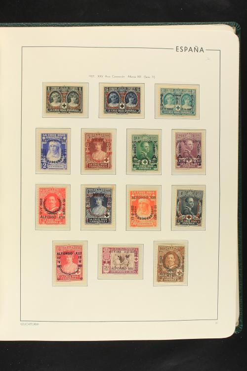 LOTES y COLECCIONES. ESPAÑA. Colección de 1900 a 1949 en dos