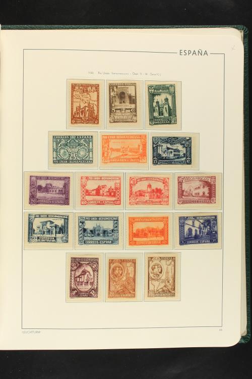 LOTES y COLECCIONES. ESPAÑA. Colección de 1900 a 1949 en dos