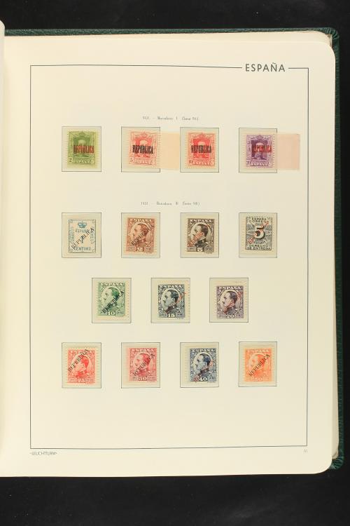 LOTES y COLECCIONES. ESPAÑA. Colección de 1900 a 1949 en dos