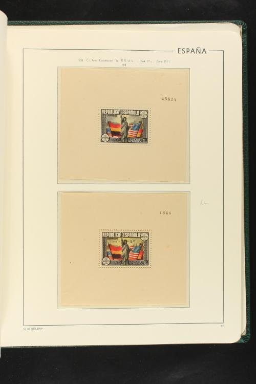 LOTES y COLECCIONES. ESPAÑA. Colección de 1900 a 1949 en dos