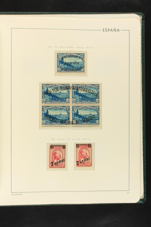 LOTES y COLECCIONES. ESPAÑA. Colección de 1900 a 1949 en dos