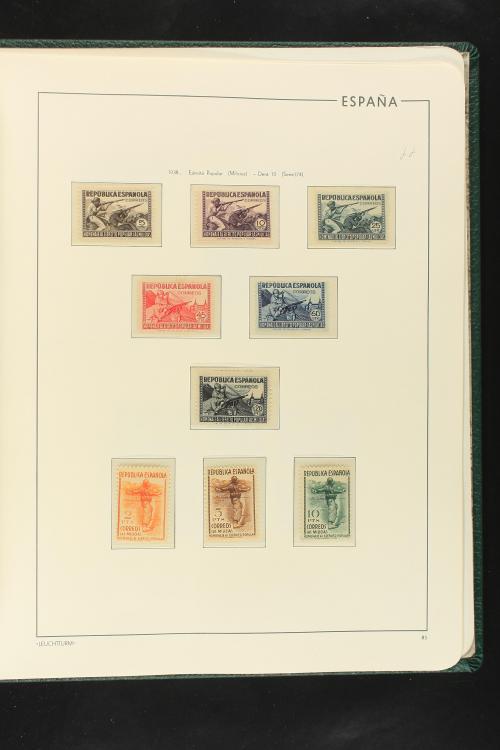 LOTES y COLECCIONES. ESPAÑA. Colección de 1900 a 1949 en dos