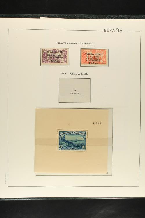 LOTES y COLECCIONES. ESPAÑA. Colección de 1930 al 2000 en nu