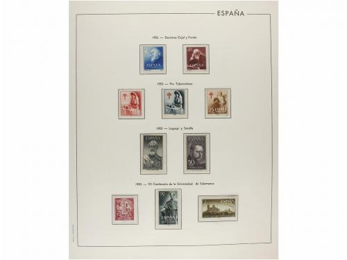 LOTES y COLECCIONES. ESPAÑA. Colección de 1930 al 2000 en nu