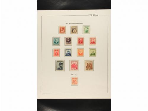 LOTES y COLECCIONES. ESPAÑA. Colección de 1900 a 1950 montad