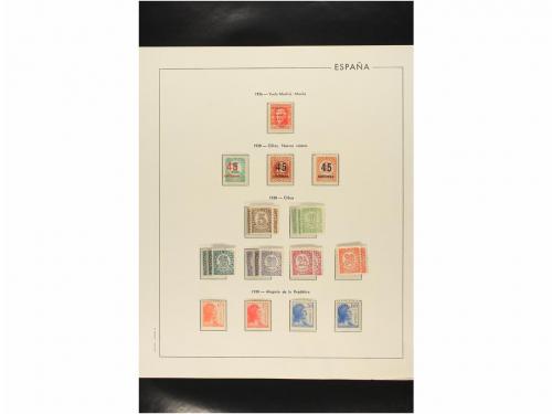 LOTES y COLECCIONES. ESPAÑA. Colección de 1900 a 1950 montad