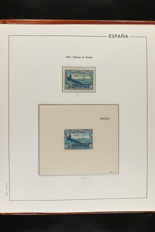 LOTES y COLECCIONES. ESPAÑA. Colección de 1889 a 1949 en hoj
