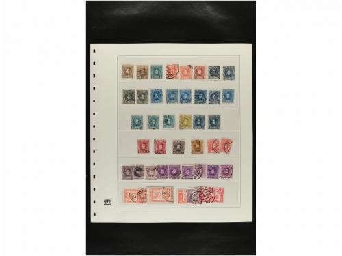 LOTES y COLECCIONES. ESPAÑA. Hojas de album conteniendo vari