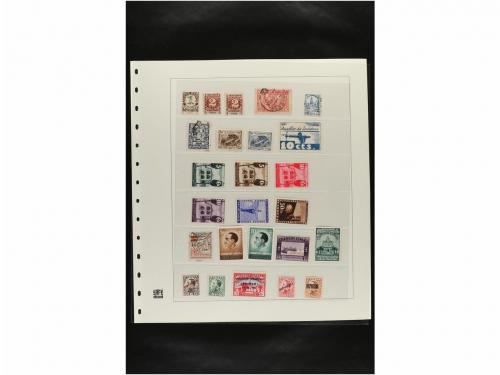 LOTES y COLECCIONES. ESPAÑA. Hojas de album conteniendo vari