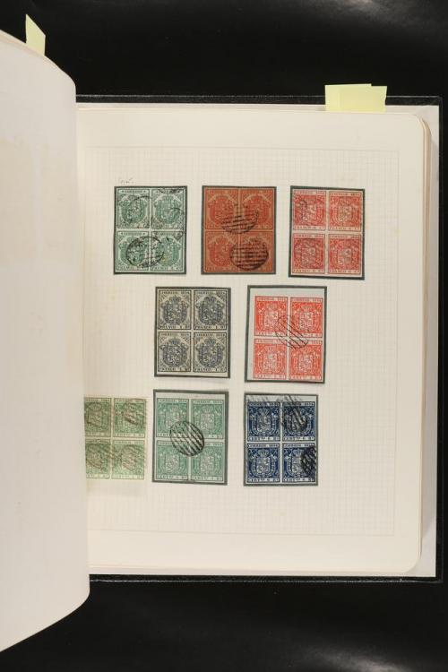 ESPAÑA. FALSOS FILATÉLICOS. Importante colección de referenc