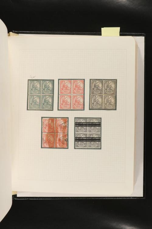 ESPAÑA. FALSOS FILATÉLICOS. Importante colección de referenc