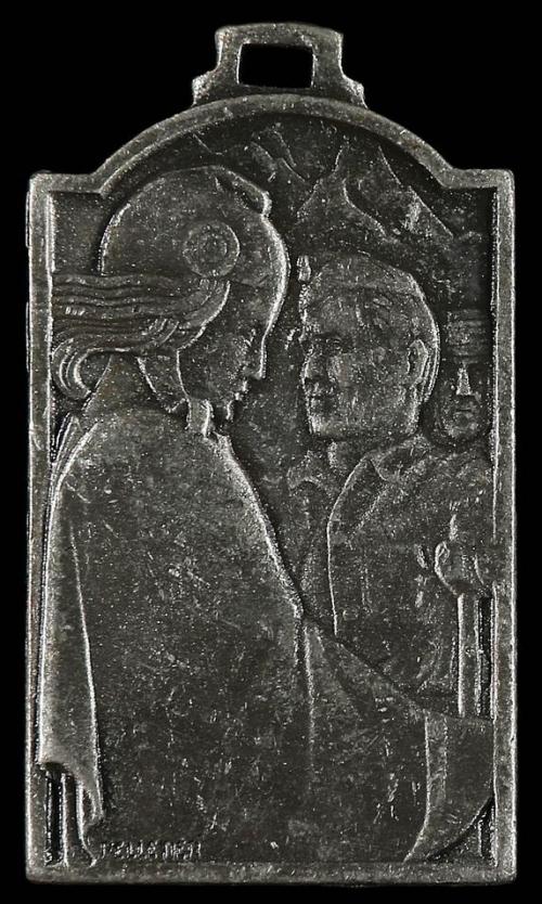 ESPAÑA GUERRA CIVIL. MEDALLA o colgante francés AIDE A L'ESP