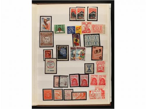 LOTES y COLECCIONES. VIÑETAS GUERRA CIVIL. Clasificador con 