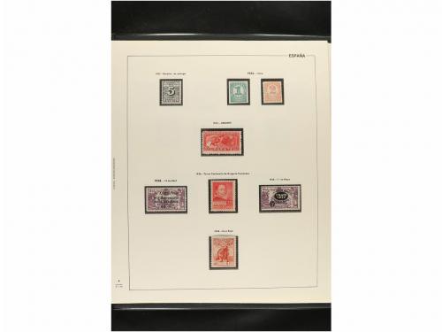 LOTES y COLECCIONES. ESPAÑA. Colección de 1909 a 1949 con Ay