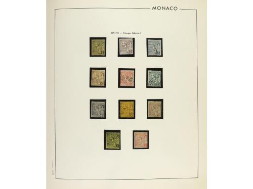 LOTES y COLECCIONES. MÓNACO. Colección montada en álbum, per