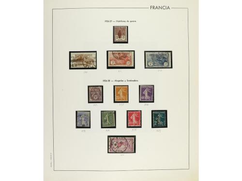 LOTES y COLECCIONES. FRANCIA. Colección montada en álbum, pe