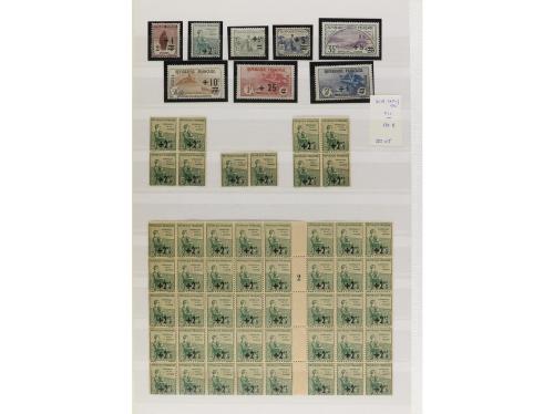 LOTES y COLECCIONES. FRANCIA y COLONIAS. Conjunto montando e