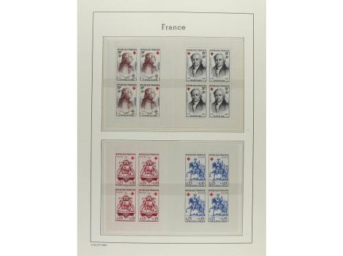 FRANCIA. CARNETS CRUZ ROJA. Colección de 1952 a 1983 complet