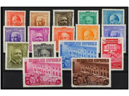 ** ESPAÑA. Ed. 695/710 y 711/25. SERIES COMPLETAS de correo 