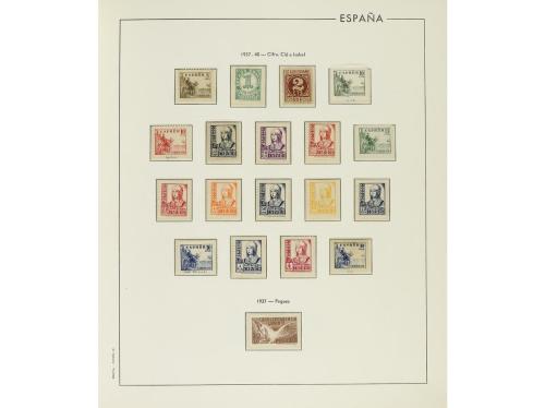 LOTES y COLECCIONES. ESPAÑA. Colección en álbum Edifil de 19