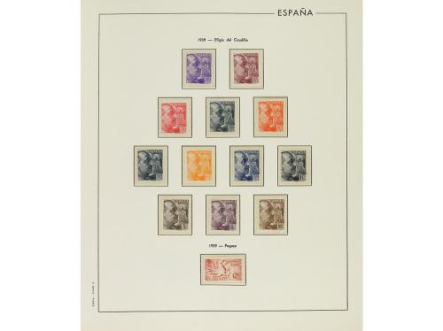 LOTES y COLECCIONES. ESPAÑA. Colección en álbum Edifil de 19