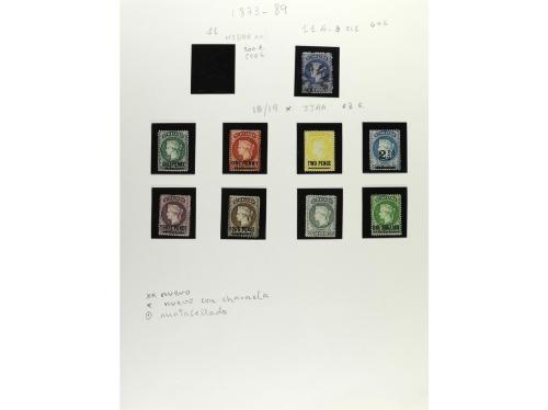 LOTES y COLECCIONES. SANTA HELENA. Colección en 2 álbumes de