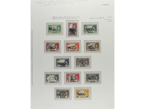 LOTES y COLECCIONES. SANTA HELENA. Colección en 2 álbumes de