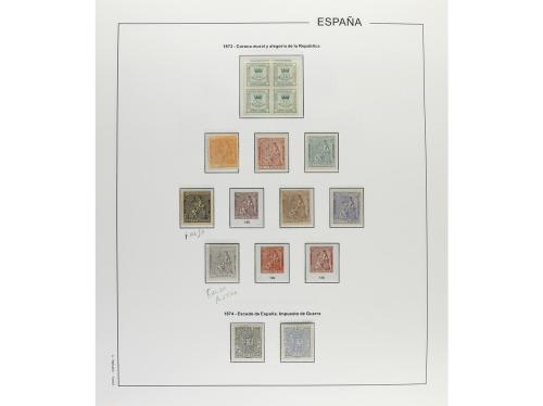LOTES y COLECCIONES. ESPAÑA. Colección montada en álbum, per
