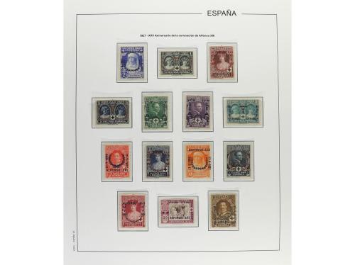 LOTES y COLECCIONES. ESPAÑA. Colección montada en álbum, per