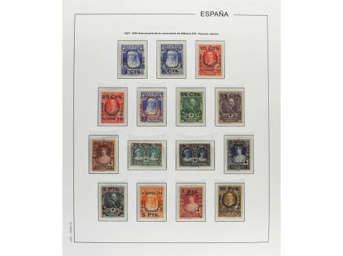 LOTES y COLECCIONES. ESPAÑA. Colección montada en álbum, per