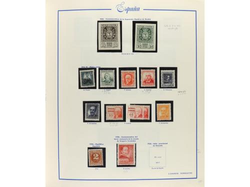 LOTES y COLECCIONES. ESPAÑA. Colección en 2 álbumes Majó de 